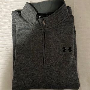 Under Amour long sleeve grey Gold sweatshirt